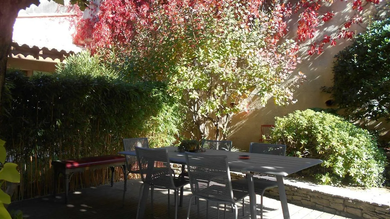 Louminai Bed and Breakfast Donzère Bed & Breakfast